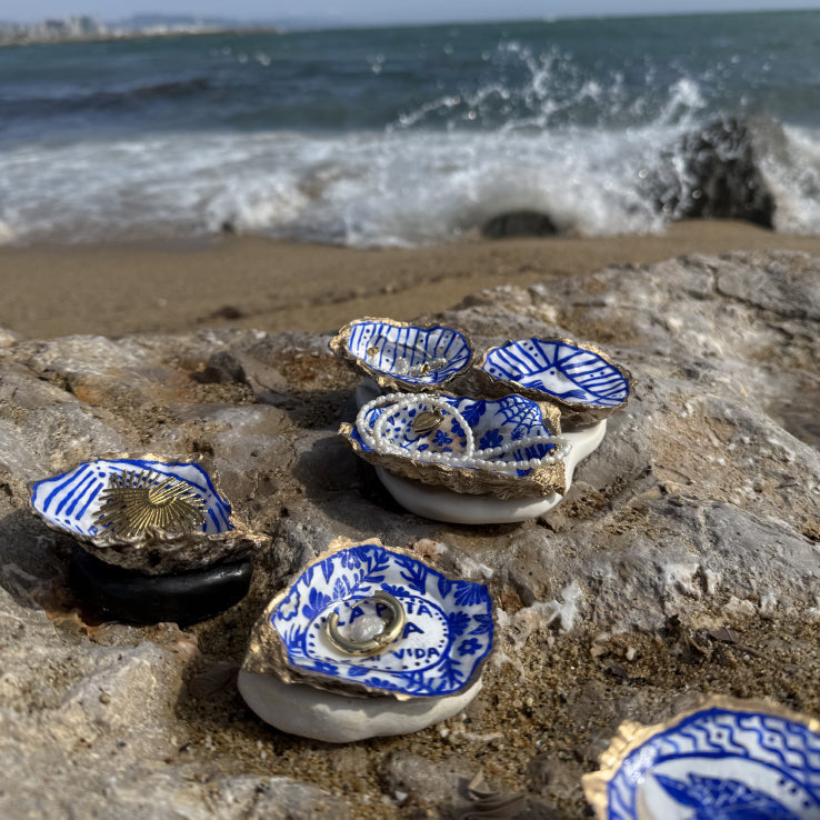 Oystershell Jewlery Holders